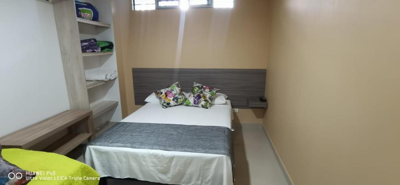 Edificio Niza80 Ibague, Acceso Digital Cerca Parque Deportivo Hotell Exteriör bild