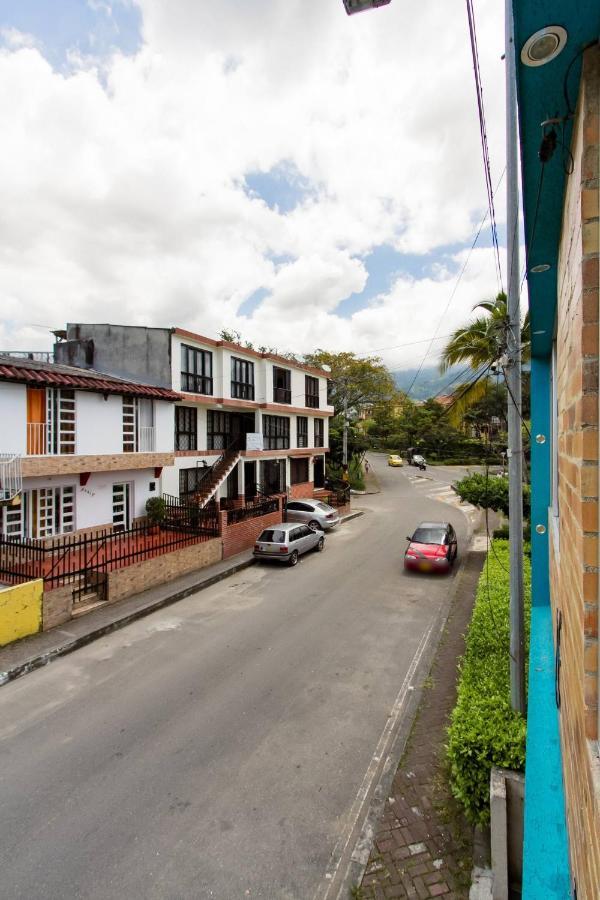 Edificio Niza80 Ibague, Acceso Digital Cerca Parque Deportivo Hotell Exteriör bild