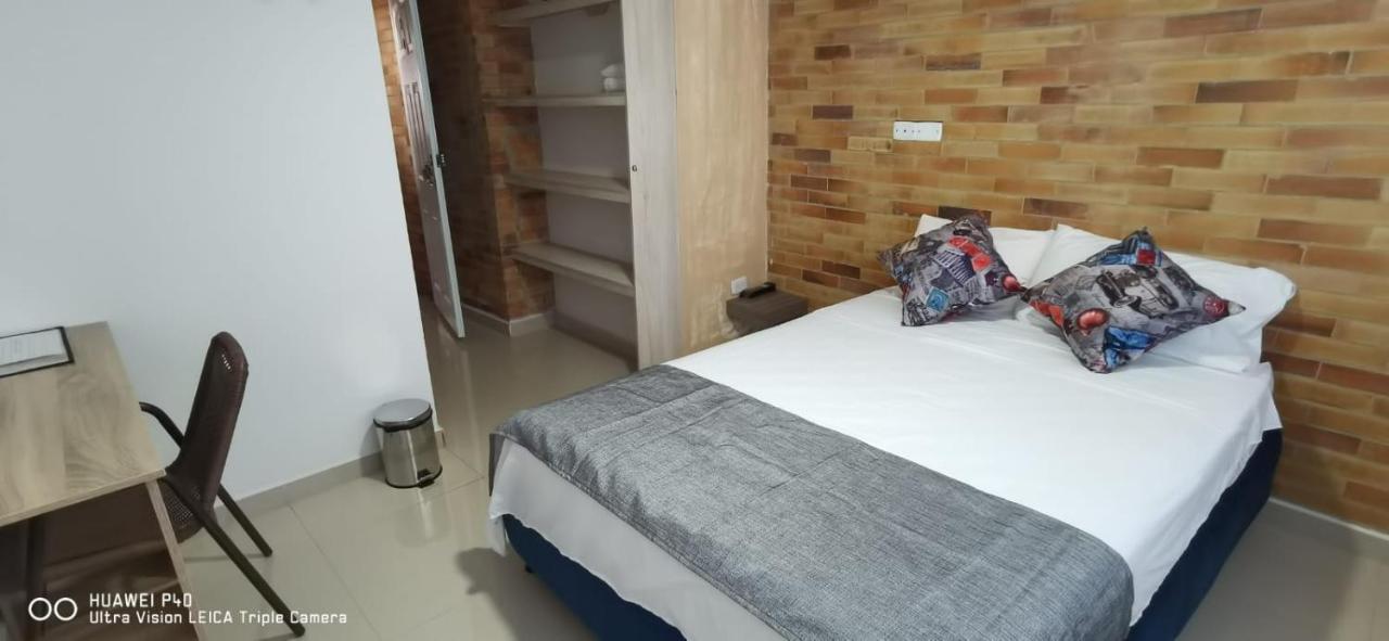 Edificio Niza80 Ibague, Acceso Digital Cerca Parque Deportivo Hotell Exteriör bild