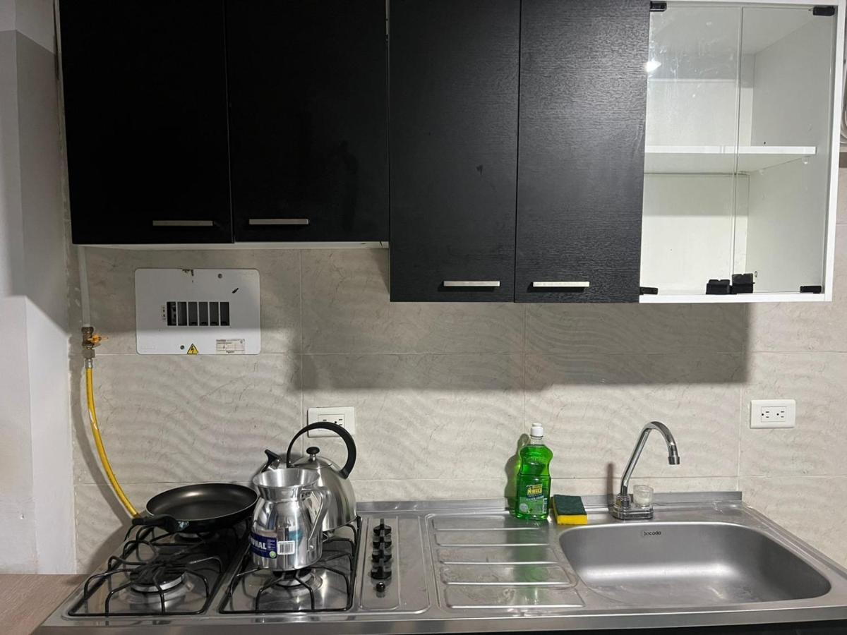 Edificio Niza80 Ibague, Acceso Digital Cerca Parque Deportivo Hotell Exteriör bild